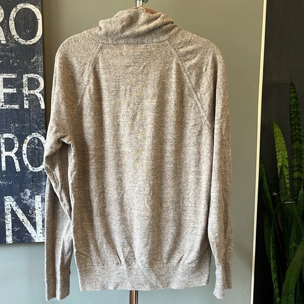 🥑Banana Republic Funnel Neck Organic Cotton Sweater Taupe Small
